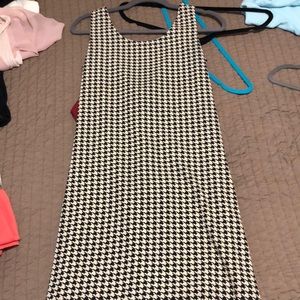 Black/ Cream Maroon Dress